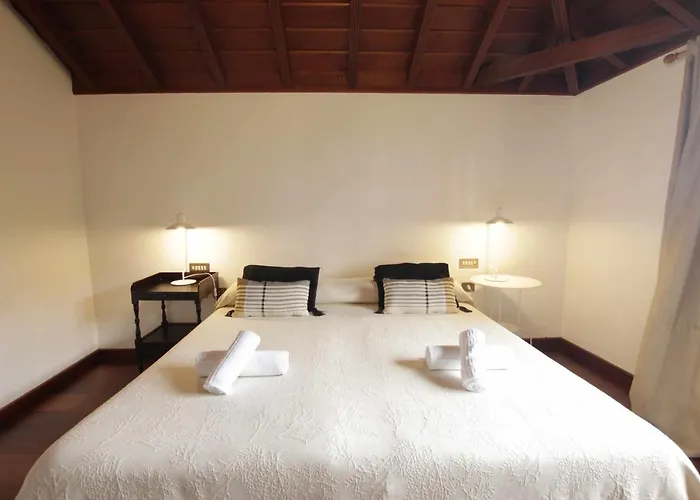 Casa Privada Con Piscinajacuzzi En Сasa de vacaciones La Orotava